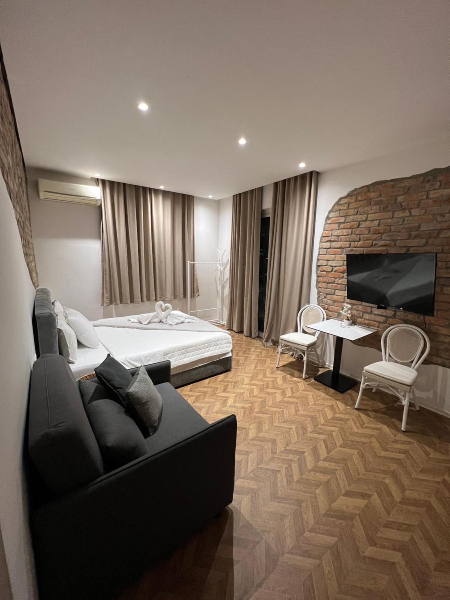 Blloku Premium Leilighet Tiranë